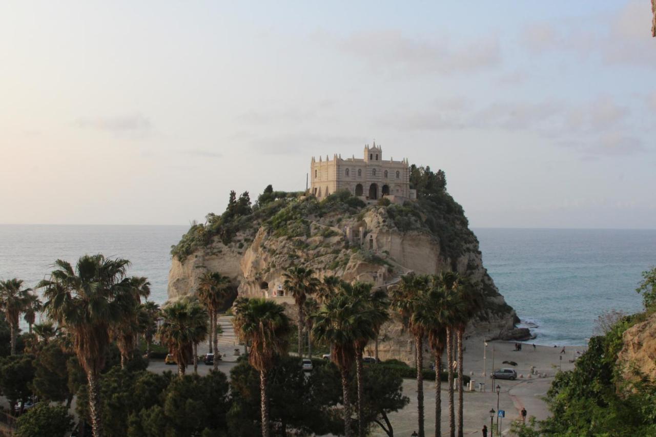 Don Francisco Rooms - Tropea Ngoại thất bức ảnh